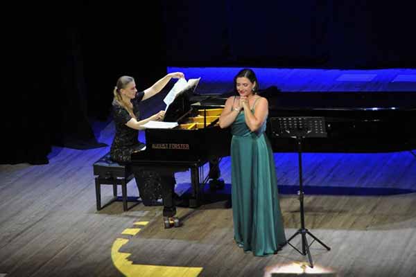 Полтавська обласна філармонія зустрічала солістку Віденської державної опери