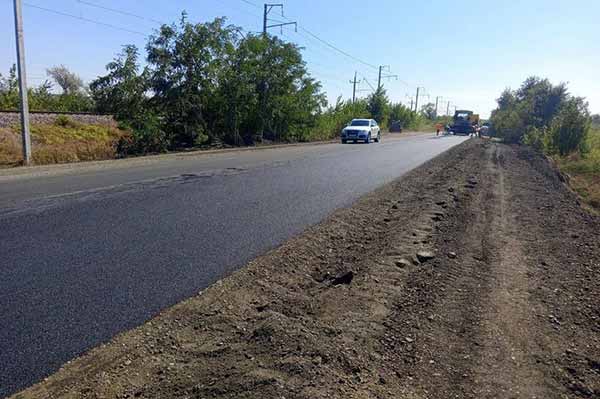 На Полтавщині продовжують відновлювати дорожнє покриття