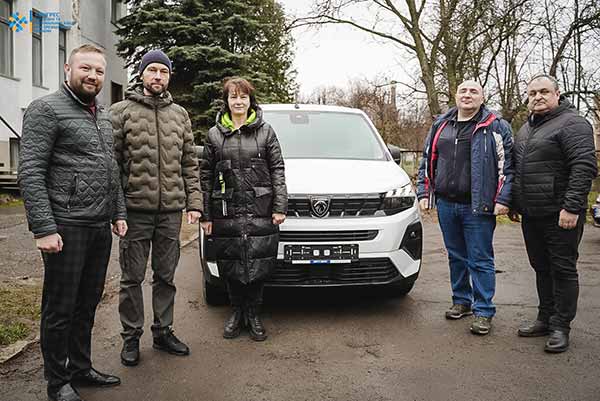  автомобіль для допомоги постраждалим від домашнього насильства