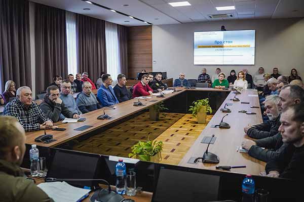  Стан пасажирських перевезень на Полтавщині обговорили під час наради з перевізниками