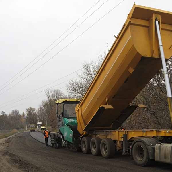 У Гребінківській громаді ремонтують місцеві дороги