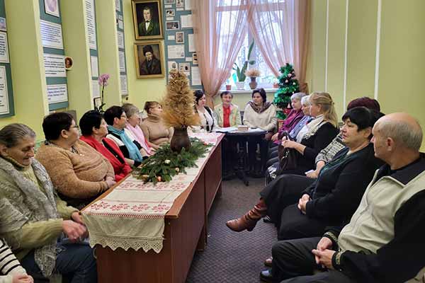 Святкова зустріч у Гребінківському краєзнавчому музеї