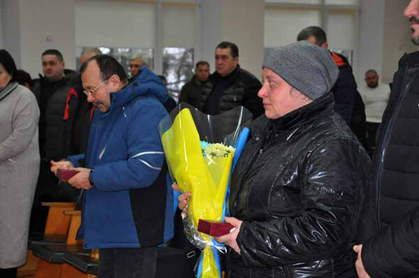 Ордени “За мужність” отримали рідні Героїв Ордени “За мужність” отримали рідні Героїв