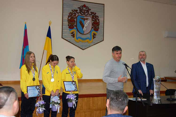 у Гребінці відбулася позачергова сесія міської ради у Гребінці відбулася позачергова сесія міської ради
