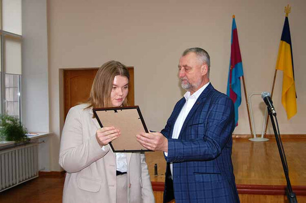 у Гребінці відбулася позачергова сесія міської ради у Гребінці відбулася позачергова сесія міської ради