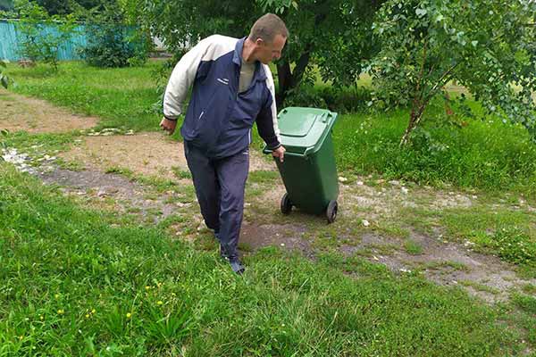 вивезення твердих відходів з приватної забудови