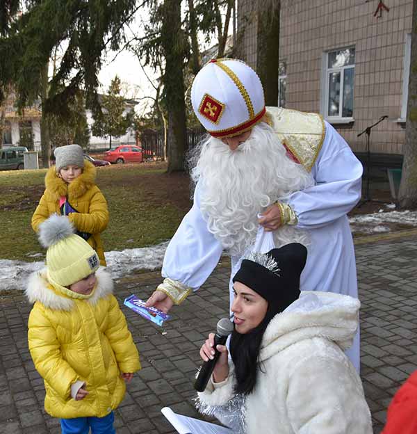 Благодійна ярмарка на підтримку ЗСУ в Пирятині