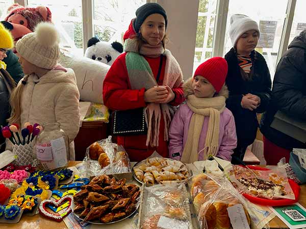 Пирятинці зібрали 100 тисяч гривень на допомогу нашим захисникам