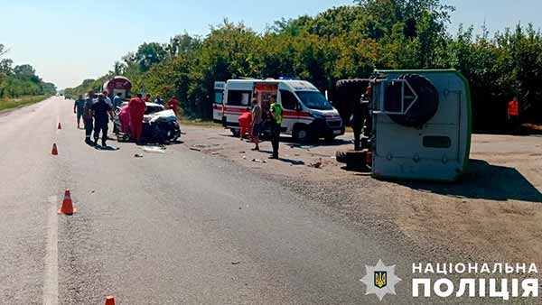 Унаслідок ДТП під Полтавою травмовано троє людей