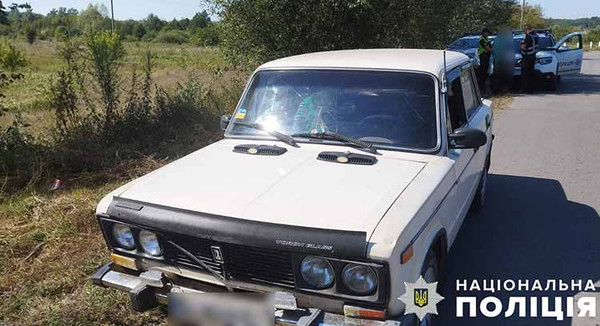 п’яний водій намагався підкупити поліцейських